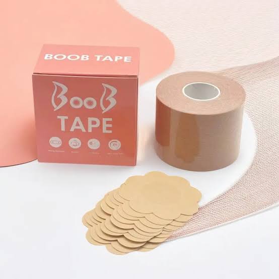 Boob Tape with Silicon Breast Cover for Breast Lift 5mtr Waterproof Sweat-Proof Bob Tape