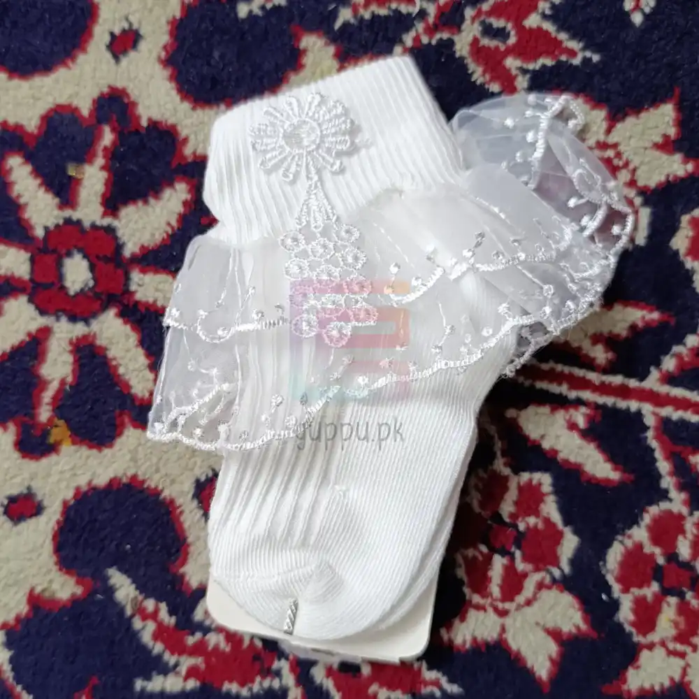 Baby Girls White Fancy Ruffle Socks – Delicate Frills for Little Feet